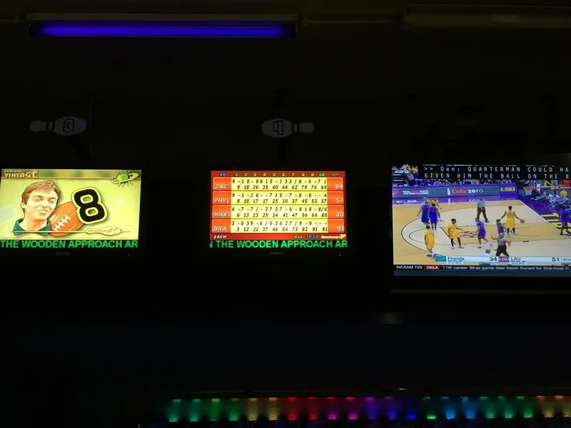 Aiea Bowl Social