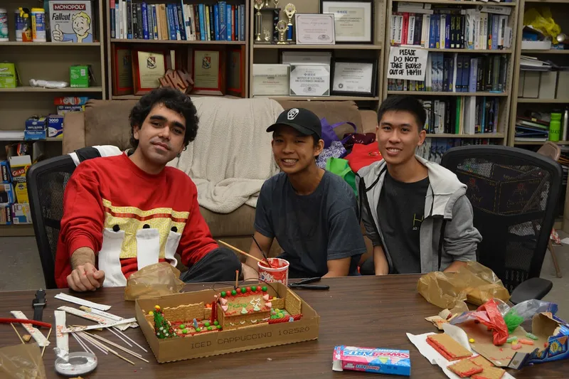 Christmas (Pau Finals) Social