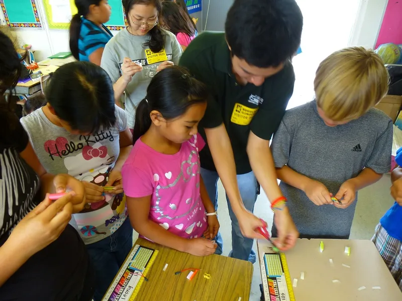 Hokulani Brushbot Workshop