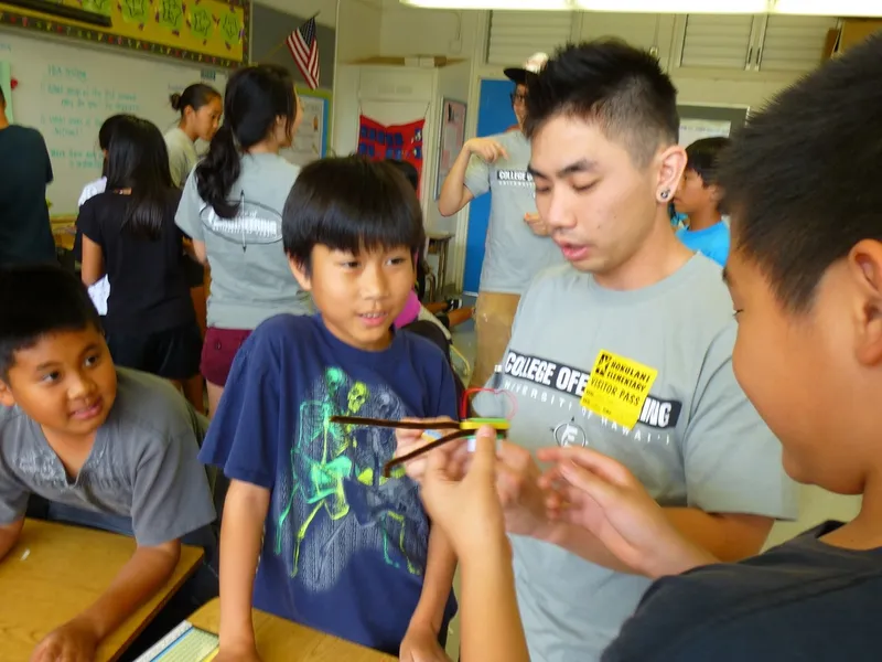 Hokulani Brushbot Workshop